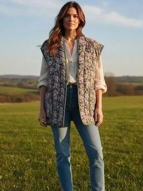 Anthropologie Self Contrast Quilted Vest